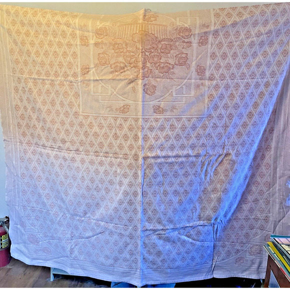 Le Jacquard Francais Coral Bouquet Table Cloth 102x58